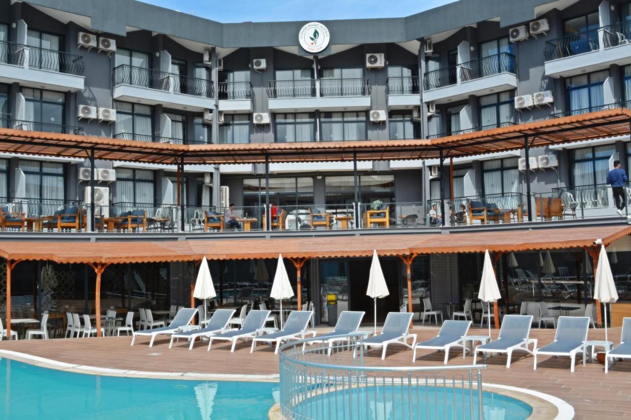Hotel Clover Magic Park Side