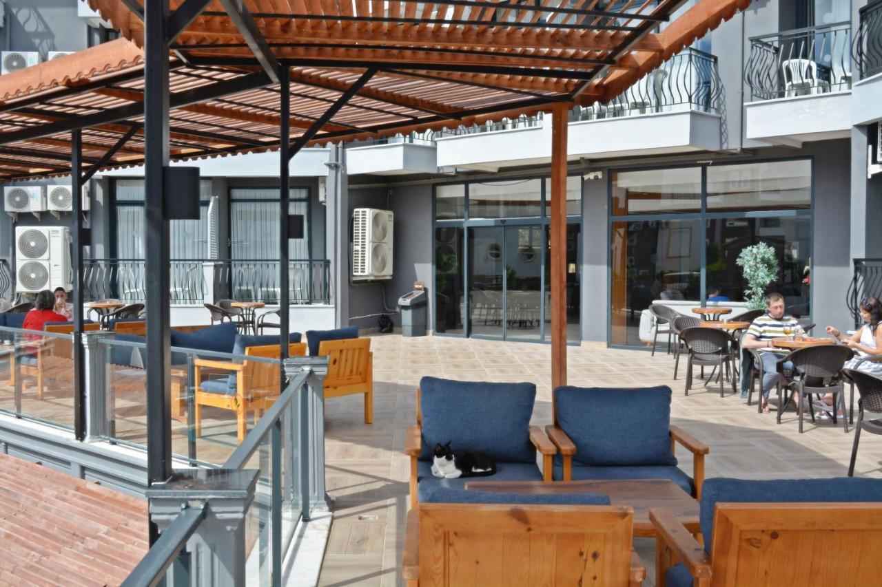 Clover Magic Park Hotel 4*