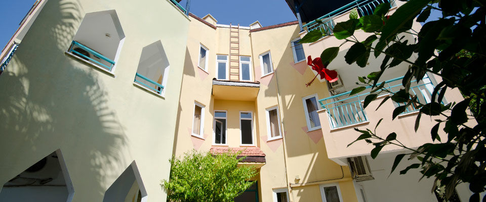 Hotel Clover Magic Park
