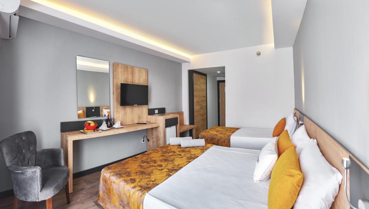Clover Magic Park Sıde 4* Side