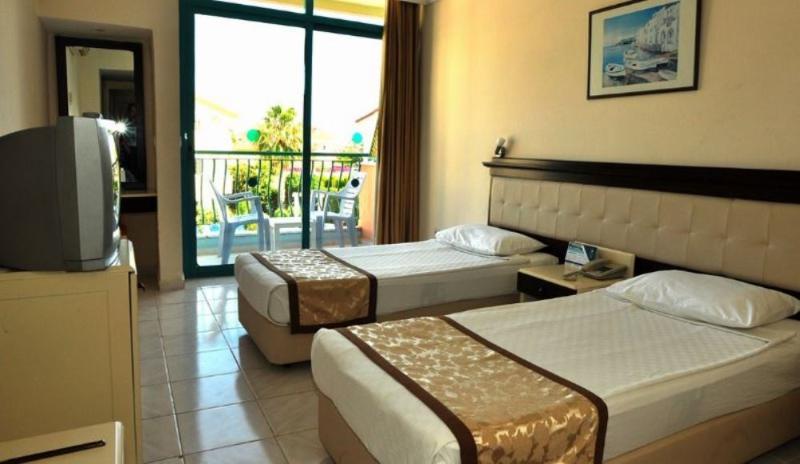 Clover Magic Park Sıde Otel